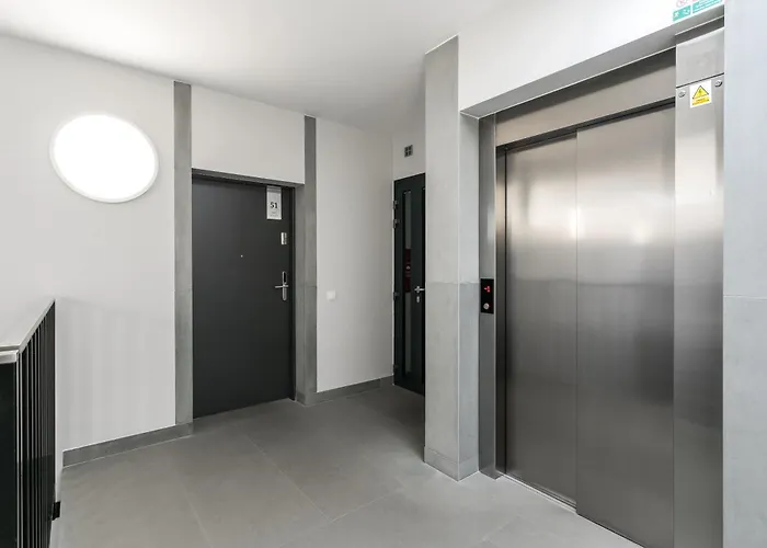 Kossak - By Wawel Castle *