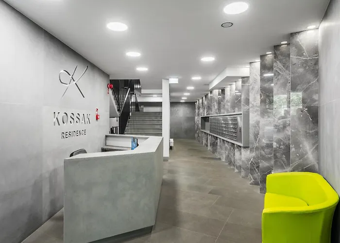 Kossak - By Wawel Castle *