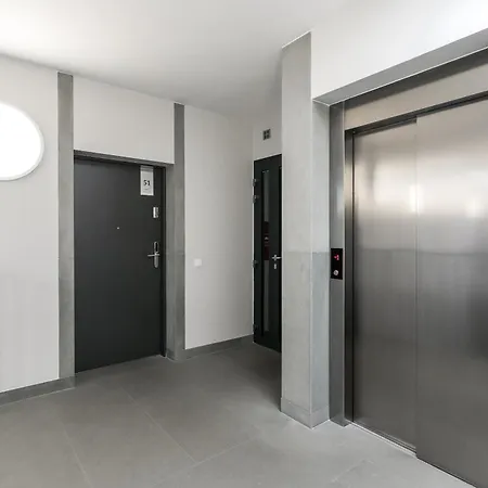 Kossak - By Wawel Castle *